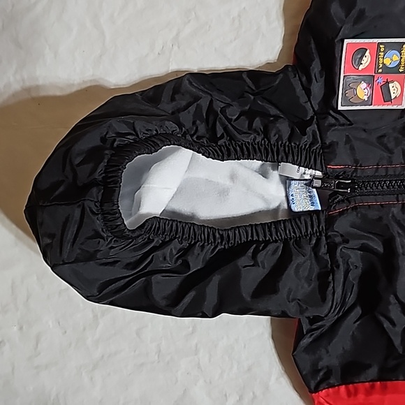 Disney It's a Small World Boy 12 Months 2pc Red Black Windbreaker/Track Suit - Picture 5 of 14